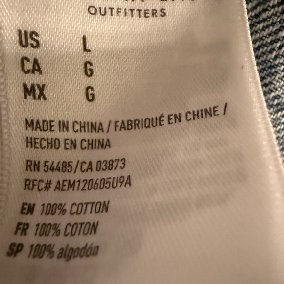 American Eagle Unisex Large Distressed Jean Jacket Button Front Long Sleeve Blue - Picture 8 of 13